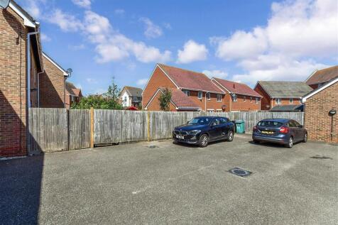 Driveway/Parking