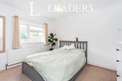 Master bedroom 2