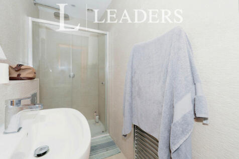 En-suite 2