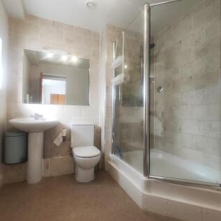 En-suite Bathroom