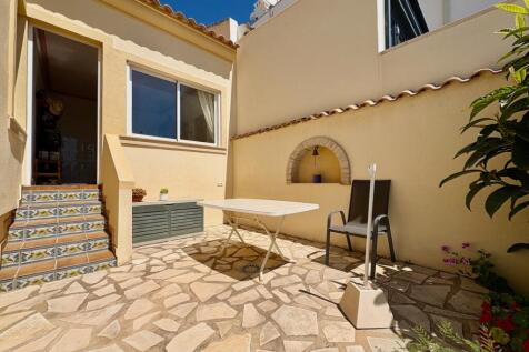 Property Image 28