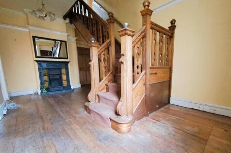 Large Entrance Hall