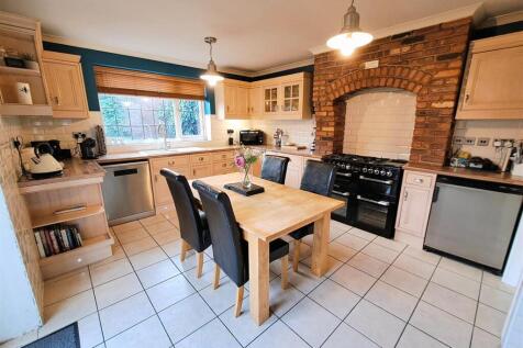Extended Dining Kitchen
