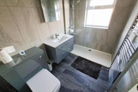 Re Fitted Shower Room