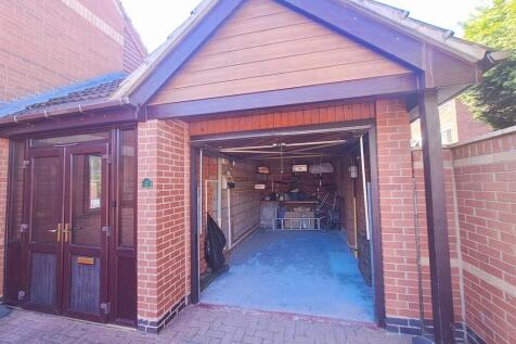 Side Garage