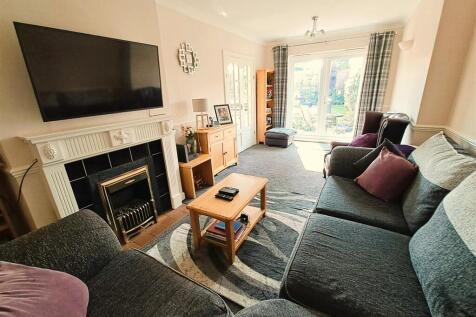Extended Lounge