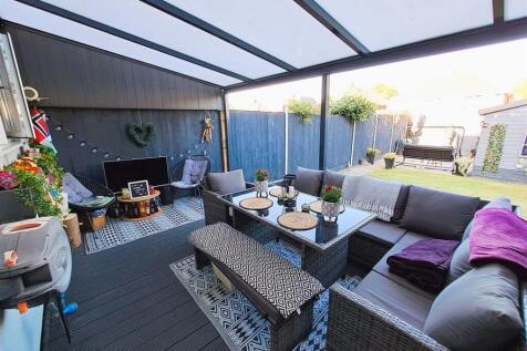 Covered Dining Area