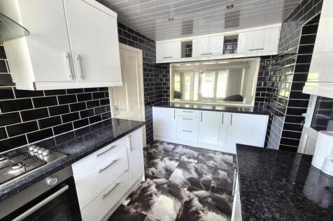 Fitted Kitchen