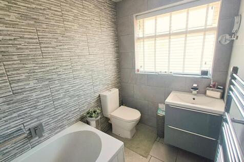 Re Fitted Bathroom
