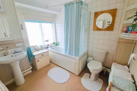 First Floor Bathroom