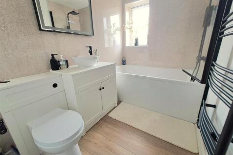 Re Fitted Bathroom