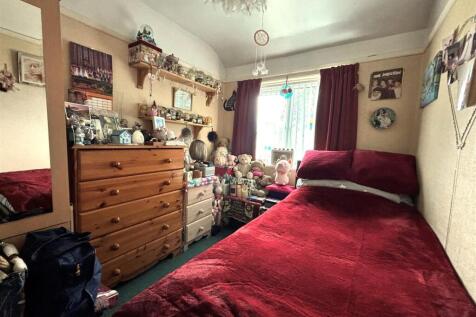 Bedroom 3.jpg
