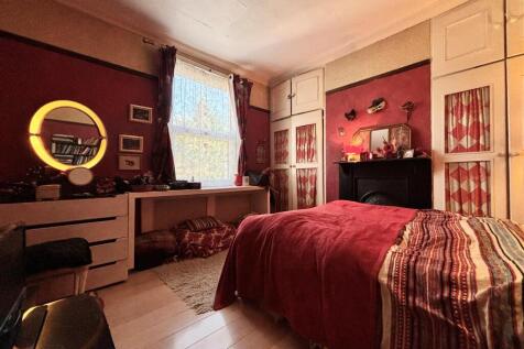 Bedroom 2.jpg