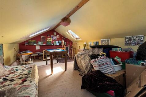 Loft room.jpg