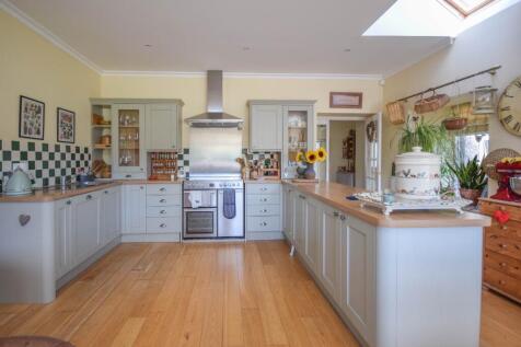 Property Image 8