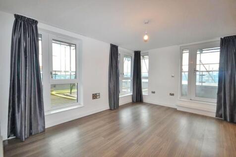 Open plan kitchen/living area