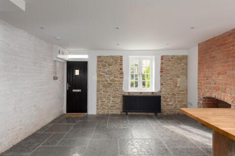 Open Plan Living/Kitchen/Dining Area