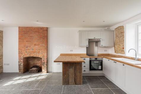 Open Plan Living/Kitchen/Dining Area