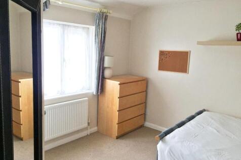 Bedroom with ensuite
