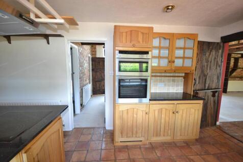 Kitchen &amp; Dining Room