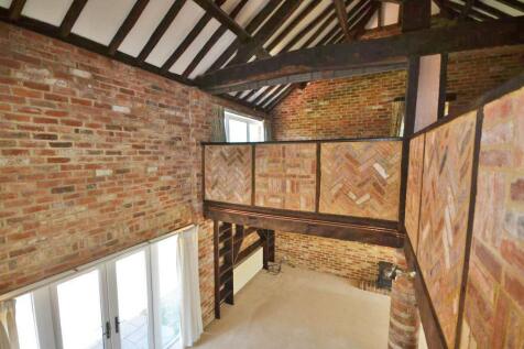 Galleried landing
