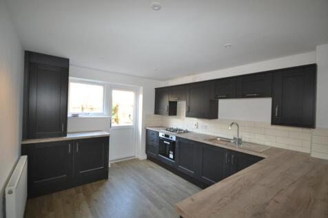 Kitchen &amp; Dining Room