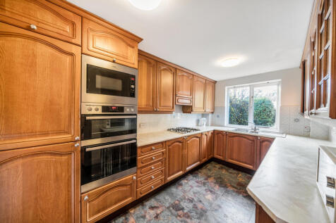 1386934-10-692ee1...