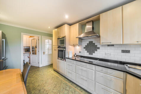 1386202-8-6929763...