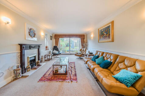 1386202-13-692976...