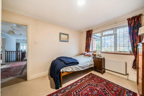 1386202-18-692976...