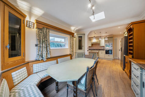 1392815-7-694280a...