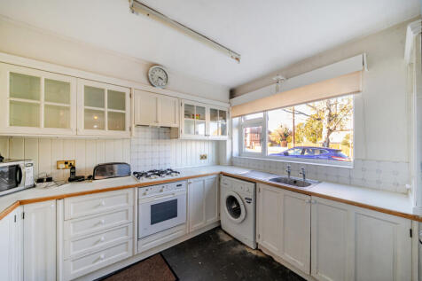 1372271-6-68fb562...