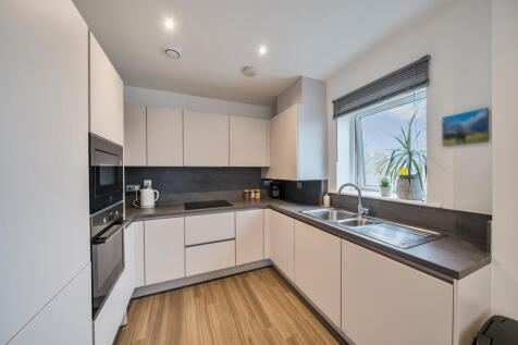 1374342-21-690894...