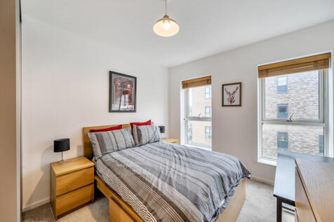 1361776-3-68e90f0...