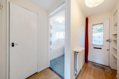 1386931-4-692ed90...