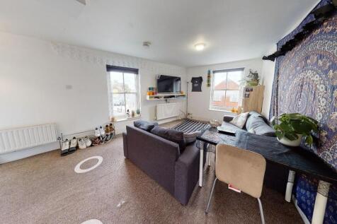 lounge matterport.jpg