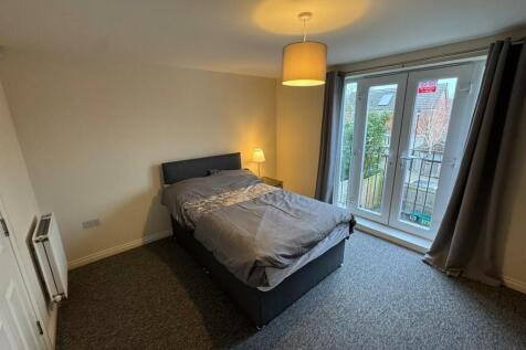 173 Bedroom 2.jpg