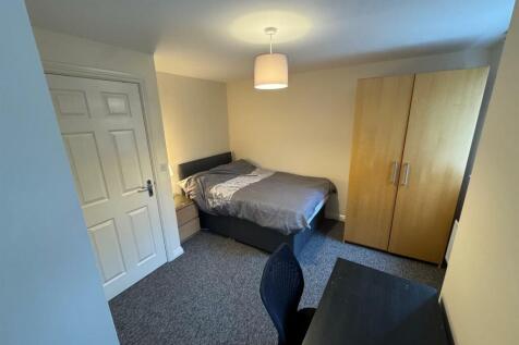 173 Bedroom 3.jpg