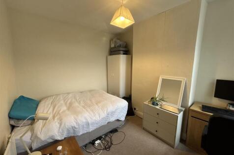 bedroom.jpg