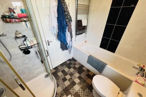bathroom.jpeg