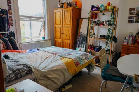 Bedroom 2.jpg