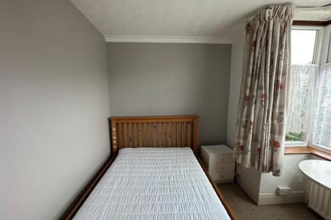 new bedroom.jpg