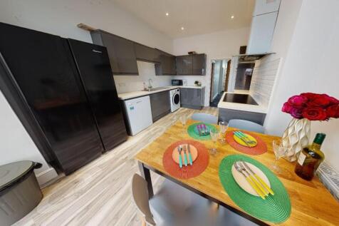 dining matterport.jpg