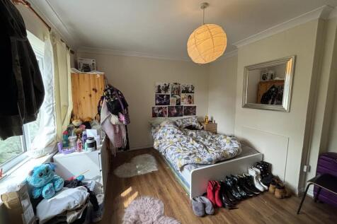 bedroom.jpg