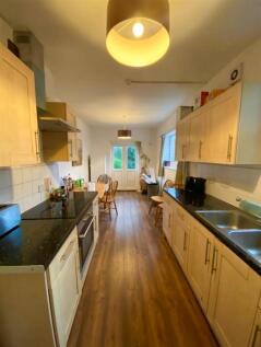 kitchen 2.jpg