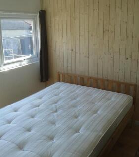 bedroom 4b.jpeg