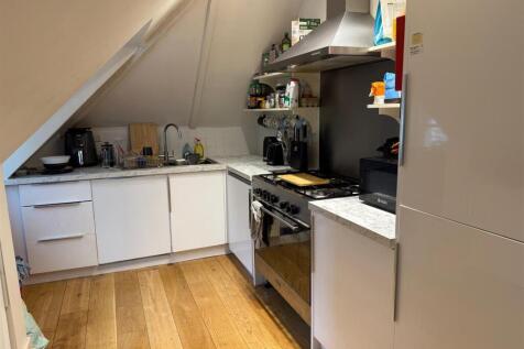 1 Queens Ave - Kitchen.jpg