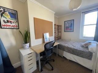 bedroom 3.jpg