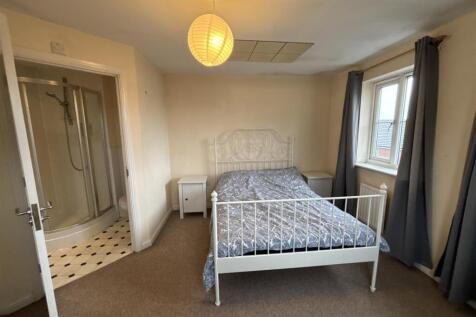 en-suite room.jpg