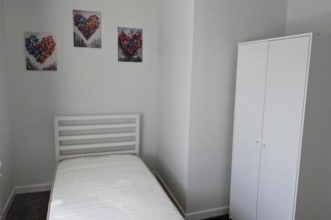 Bedroom.jpg